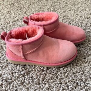 UGG Classic Ultra Mini Women's Size 6 Pink Ankle Booties Water Resistant